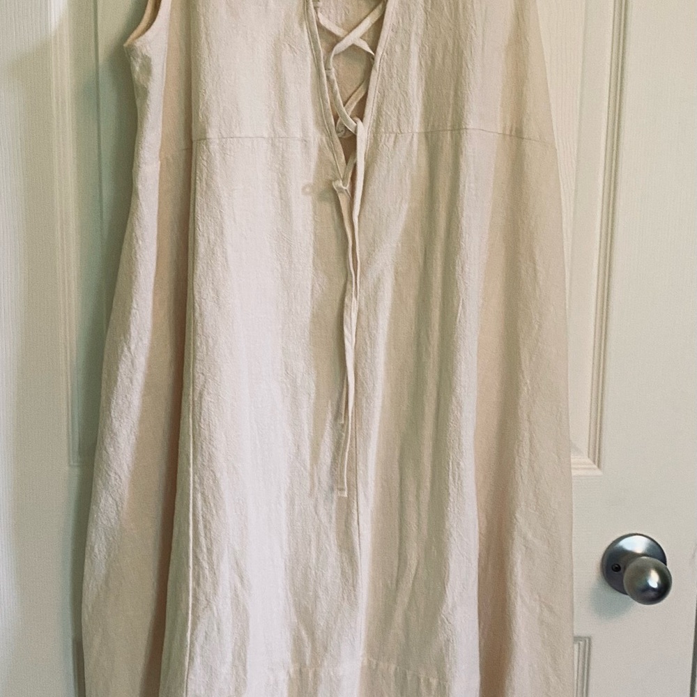 🎉Host Pick🎉HALARA Cream Sleeveless Dress - Picture 7 of 10